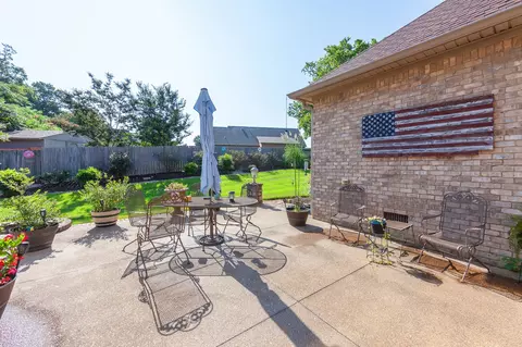 Exterior - 88 Epperson Dr, Jackson, TN 38305 photo 5 of 10