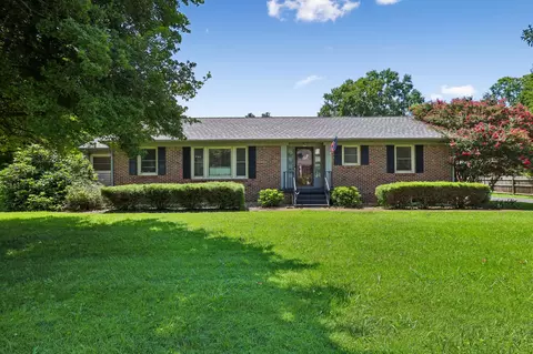 204 8th Ave SE, Winchester, TN 37398