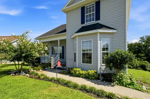 Exterior - 117 Thomas Holman Cir, Springfield, TN 37172 photo 4 of 14
