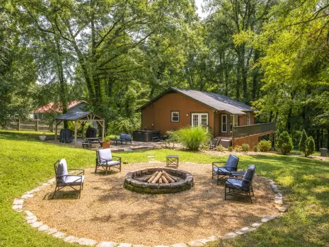 1036 Street Rd, Kingston Springs, TN 37082