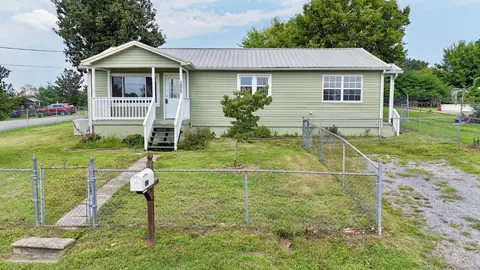 1025 Hawk St NE, Cleveland, TN 37311