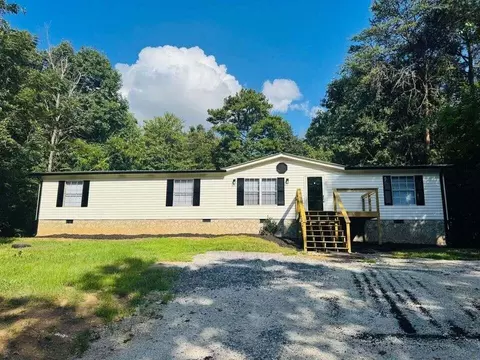 210 Mill Cove Ln, Mc Donald, TN 37353