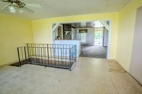 Living - 139 Hardin Loop, Westpoint, TN 38486 photo 5 of 5