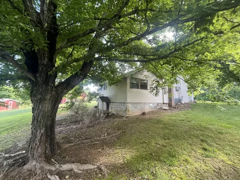 Exterior - 139 Hardin Loop, Westpoint, TN 38486 photo 15 of 34