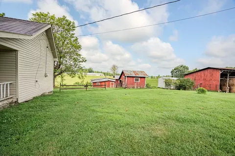 Exterior - 139 Hardin Loop, Westpoint, TN 38486 photo 8 of 34