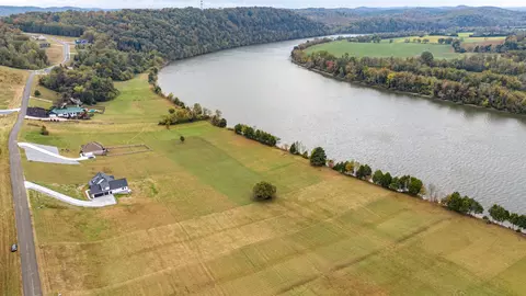 61 Espalier Dr, Decatur, TN 37322