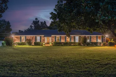 8105 Westhaven Dr, Nashville, TN 37221