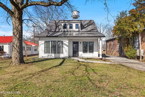 103 E Main St, Englewood, TN 37329