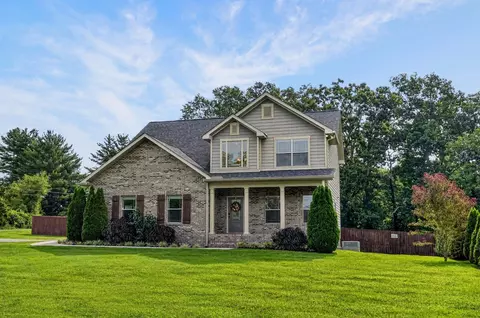 2290 Boyd Farris Rd, Cookeville, TN 38506