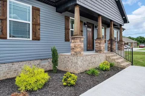100 Demombreum Cir, Shelbyville, TN 37160