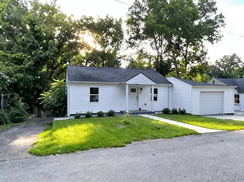9 Proctor Dr, Clarksville, TN 37043