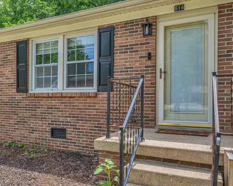 814 Cherokee Dr, New Johnsonville, TN 37134