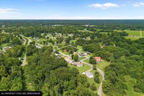 View/Area - 166 Parrish Ln, Mcewen, TN 37101 photo 3 of 19