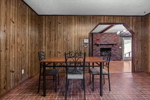 Dining - 166 Parrish Ln, Mcewen, TN 37101 photo 3 of 3