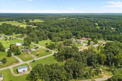 View/Area - 166 Parrish Ln, Mcewen, TN 37101 photo 4 of 19