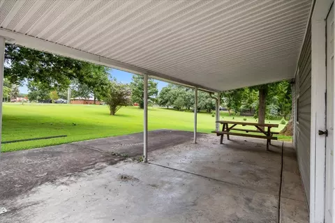 Exterior - 166 Parrish Ln, Mcewen, TN 37101 photo 6 of 13