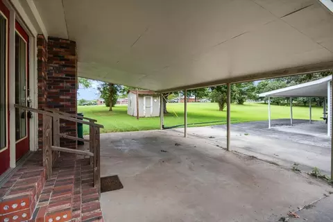 Exterior - 166 Parrish Ln, Mcewen, TN 37101 photo 2 of 13