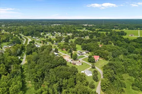 View/Area - 166 Parrish Ln, Mcewen, TN 37101 photo 5 of 19