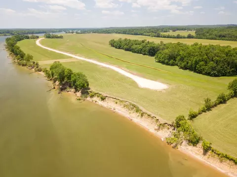 22 Stewman Creek Landing Rd, Bath Springs, TN 38311