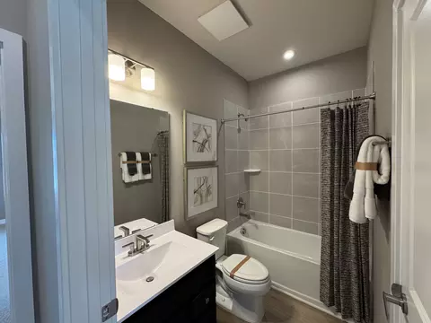 Bath - 237 Poplar Loop, Antioch, TN 37013 photo 5 of 7