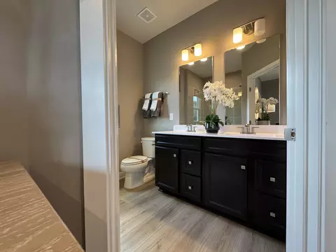 Bath - 237 Poplar Loop, Antioch, TN 37013 photo 3 of 7