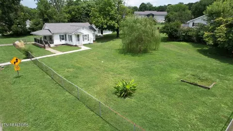 2330 Mitchell Ave, Maryville, TN 37804