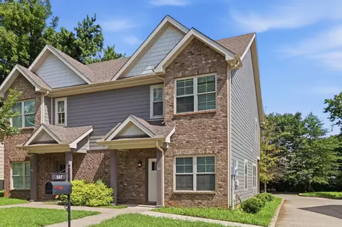 Exterior - 507 E Castle St, Murfreesboro, TN 37130 photo 3 of 6