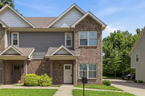 Exterior - 507 E Castle St, Murfreesboro, TN 37130 photo 2 of 6