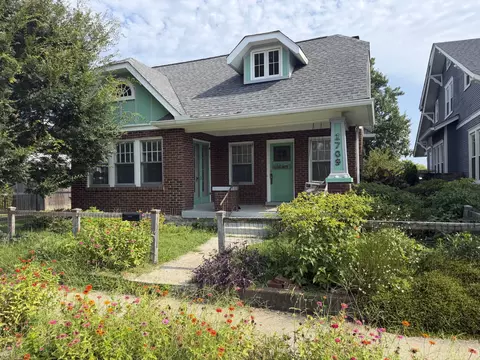 1709 Russell St, Nashville, TN 37206
