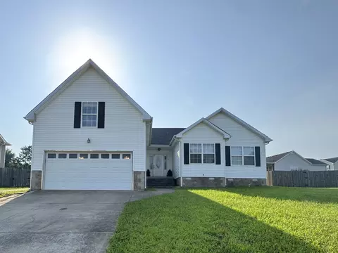 1420 Mutual Dr, Clarksville, TN 37042