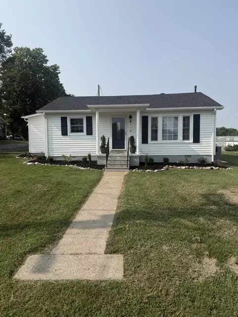 119 Rogers St, Hartsville, TN 37074
