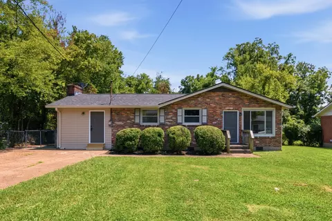 3218 Moorewood Dr, Nashville, TN 37207