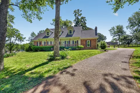 640 Denning Ford Rd, Portland, TN 37148