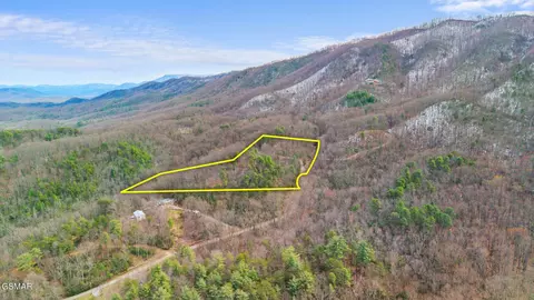 4046 Forest Trails Dr, Sevierville, TN 37876