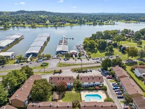 250 Sanders Ferry Rd #50, Hendersonville, TN 37075