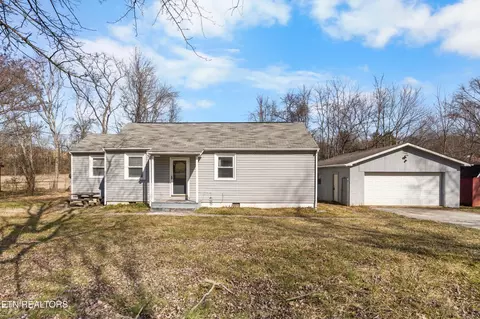 466 Hidden Valley Rd, Clinton, TN 37716