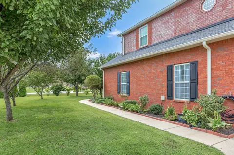 Exterior - 902 Rushmore Dr, Murfreesboro, TN 37129 photo 4 of 4