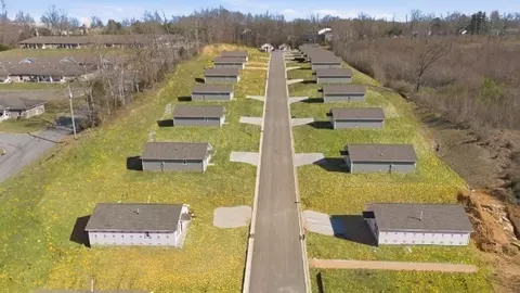 View/Area - 116 Hill Place Ct, Dickson, TN 37055 photo 3 of 5