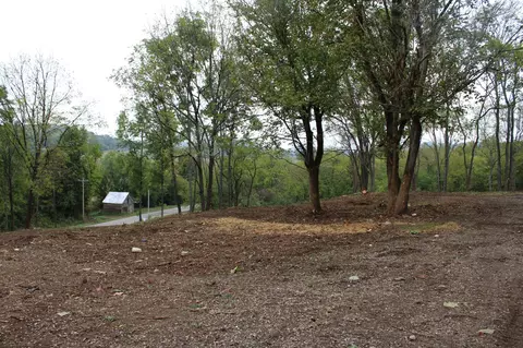 2819 Yell Rd, Lewisburg, TN 37091