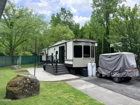 4229 E Pkwy #181, Gatlinburg, TN 37738