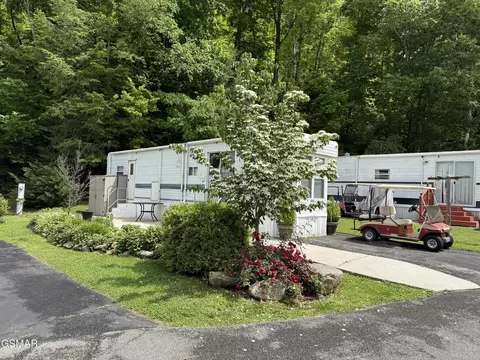 4229 E Pkwy #324, Gatlinburg, TN 37738