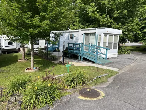 4229 E Pkwy #009, Gatlinburg, TN 37738