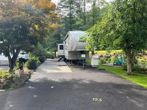 4229 E Pkwy #193, Gatlinburg, TN 37738