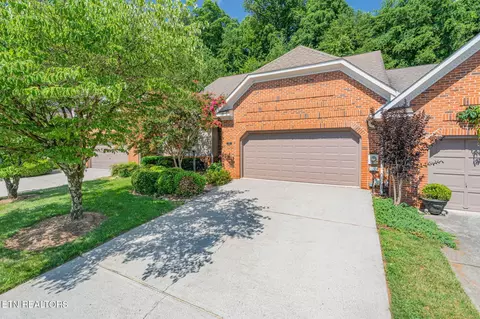 8511 Oxford Dr, Knoxville, TN 37922