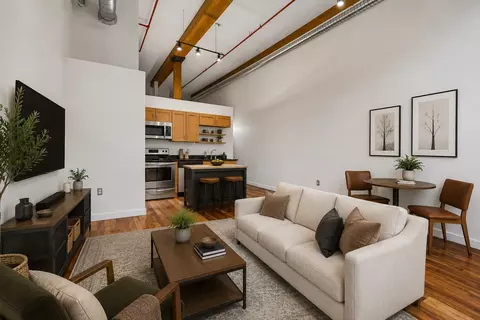 1350 Rosa L Parks Blvd #228, Nashville, TN 37208