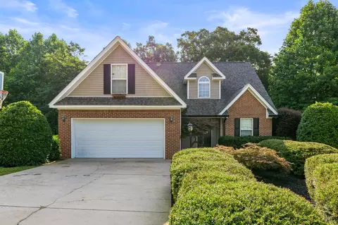9108 Broad Leaf Ln, Soddy Daisy, TN 37379