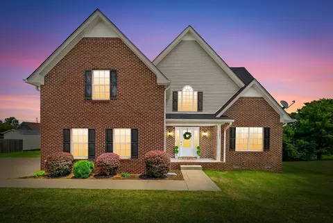 3645 Rocky Top Ct, Clarksville, TN 37040
