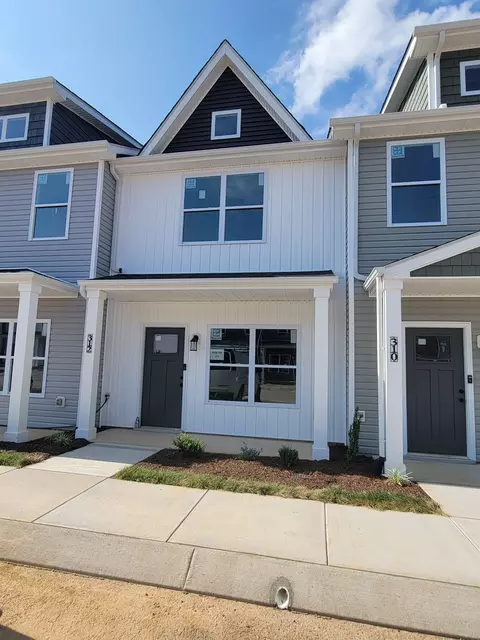312 Front Ridge Cir, Clarksville, TN 37040
