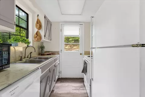 Kitchen - 151 River Bend Dr, Ocoee, TN 37361 photo 1 of 2
