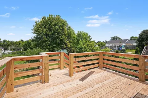 Exterior - 2510 17th Ave E, Springfield, TN 37172 photo 3 of 4